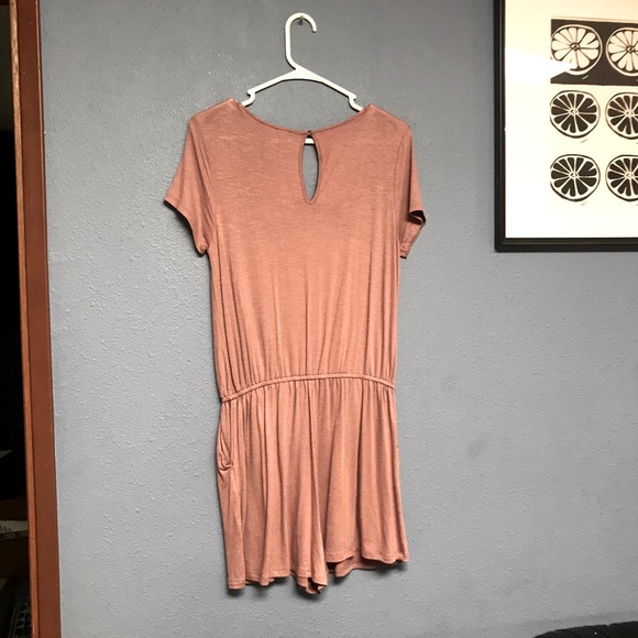 Donate 2/24 Pink Rose knit romper in dusty mauve metallic L - Picture 2 of 2